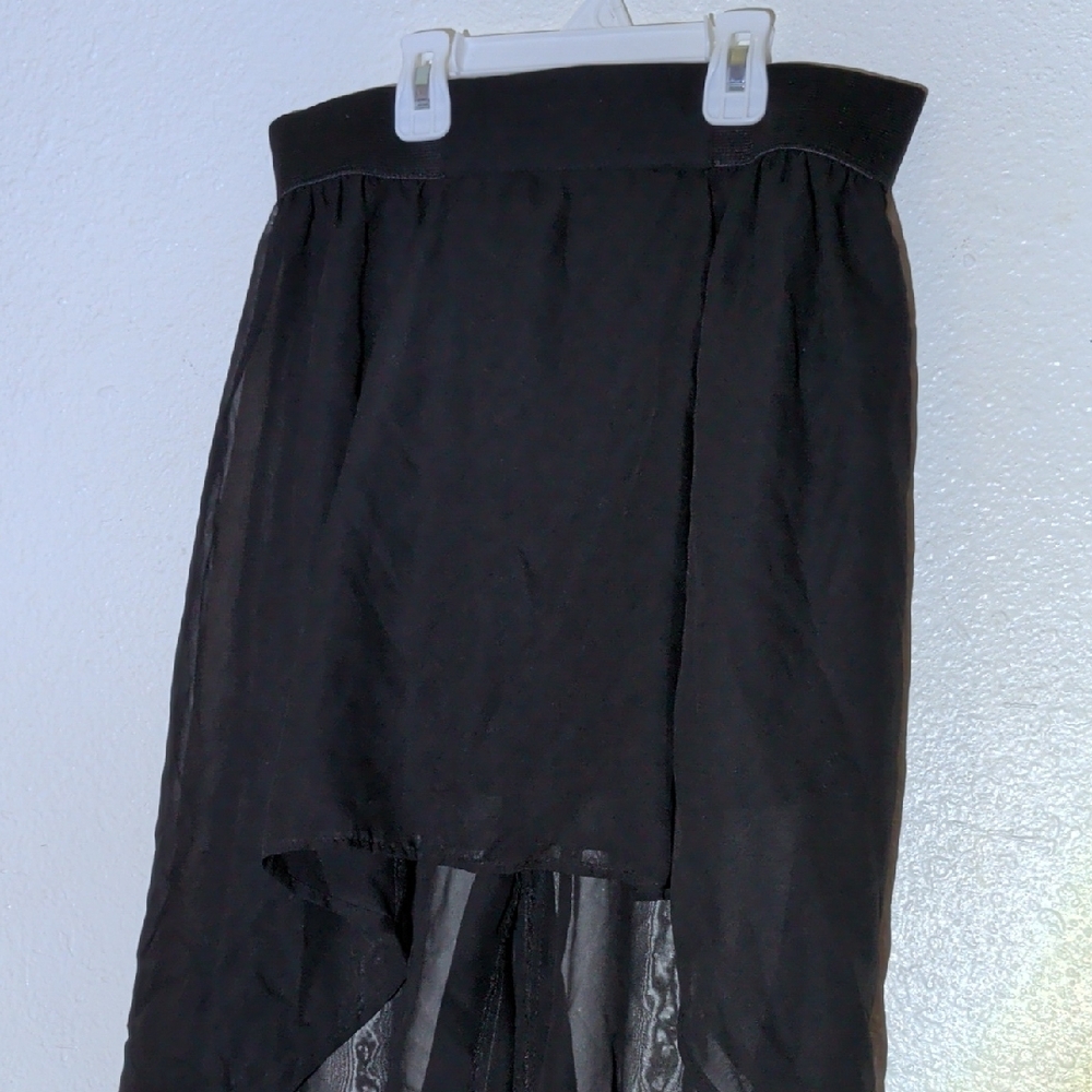 Black High-Low Skirt - Picture 6 of 11